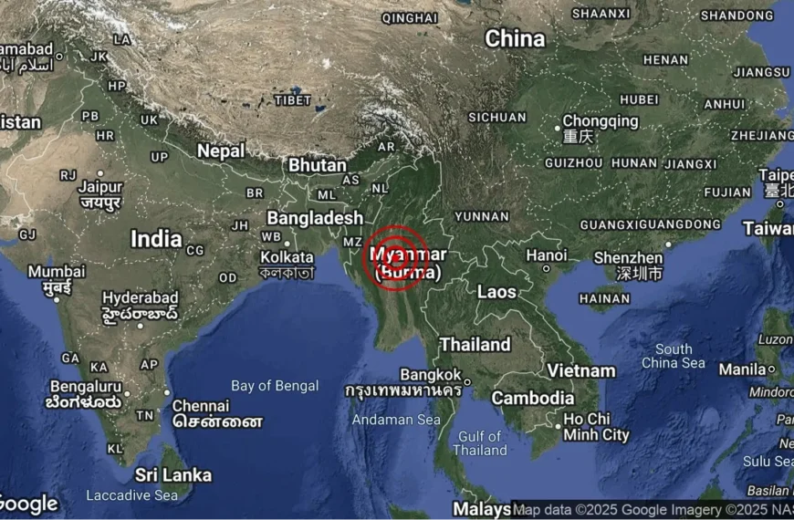 Peta satelit Asia Tenggara dengan lokasi gempa Myanmar yang ditandai dengan lingkaran merah.